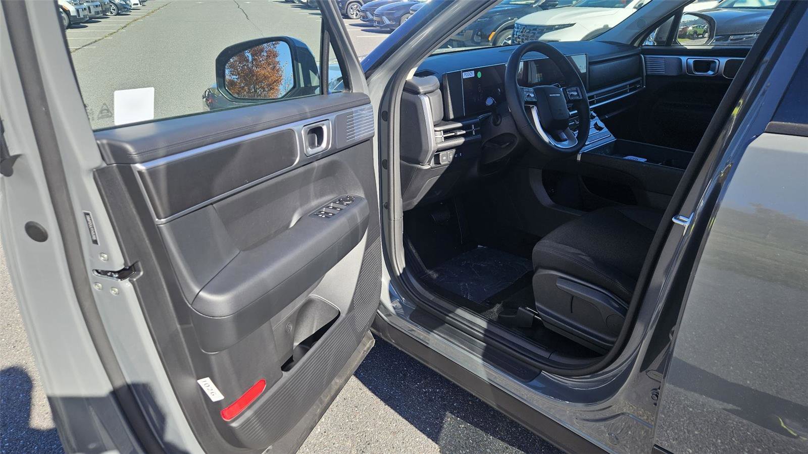 New 2026 Hyundai Santa Fe SE image 9