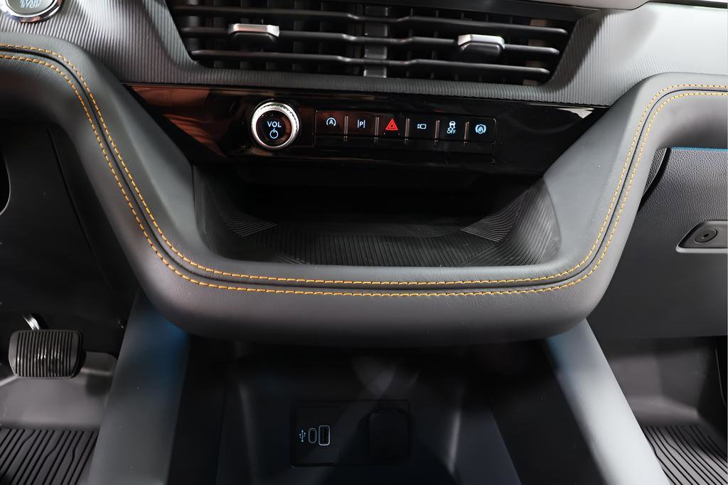 New 2026 Ford Explorer Tremor w/ Tremor Convenience Package image 9