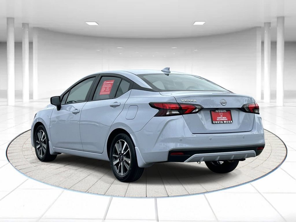Used 2025 Nissan Versa SV w/ Trunk Package image 2