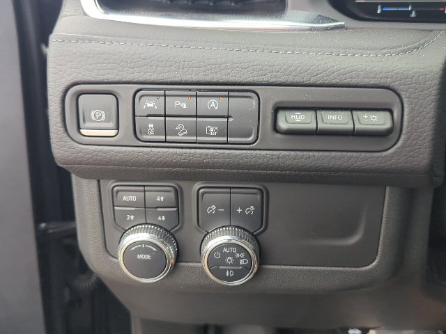 Used 2024 GMC Yukon Denali AWD/4WD image 37