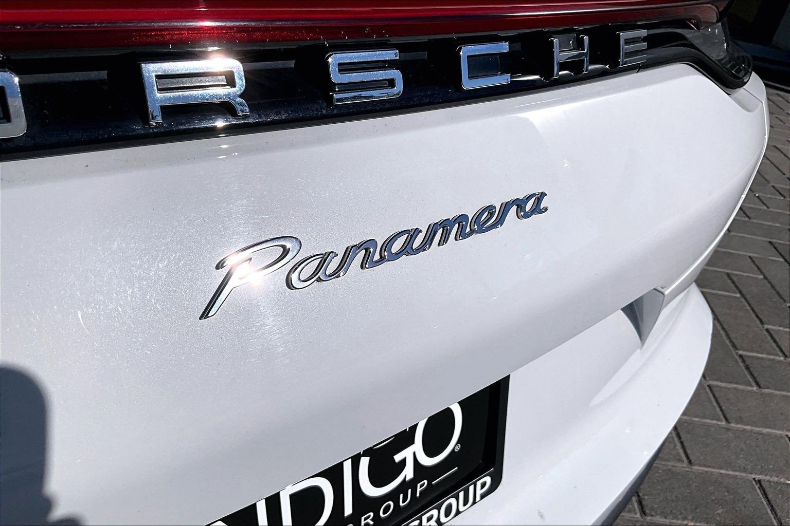 Used 2022 Porsche Panamera image 8