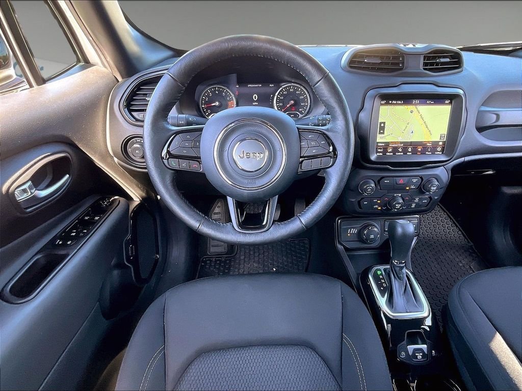 Used 2022 Jeep Renegade Altitude w/ Convenience Group AWD/4WD image 16