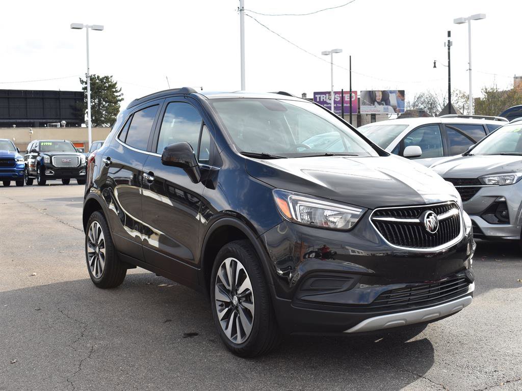 Used 2022 Buick Encore Preferred w/ Safety Package image 3