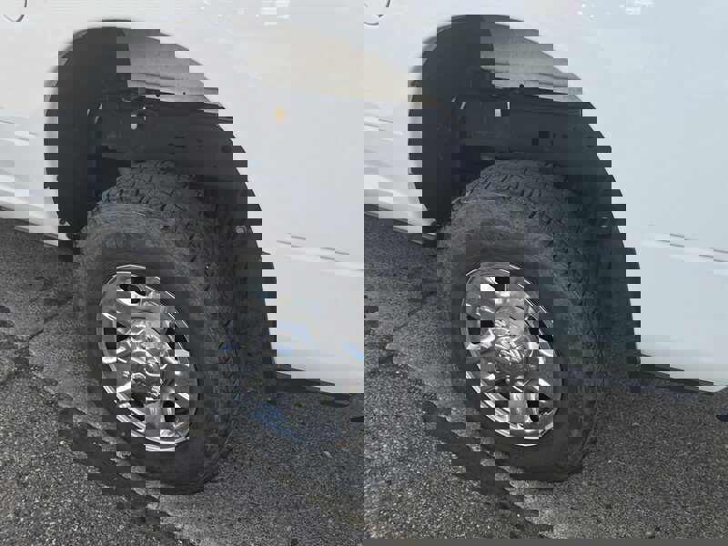 Used 2023 RAM 2500 Tradesman w/ Chrome Appearance Group image 28