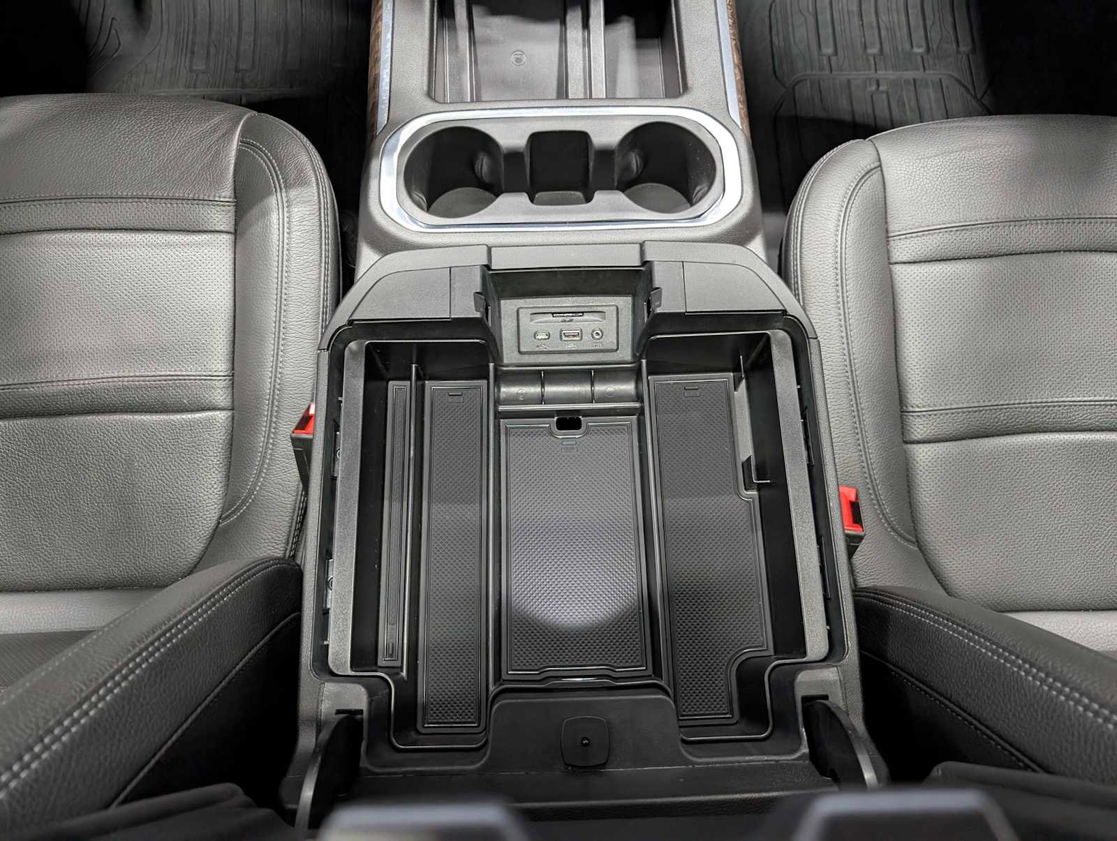 Used 2023 GMC Sierra 2500 Denali w/ Denali Ultimate Package image 21