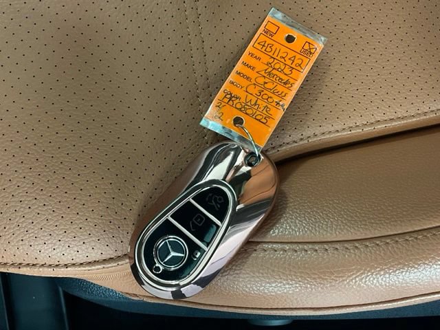 Used 2023 Mercedes-Benz C 300 4MATIC Sedan image 40