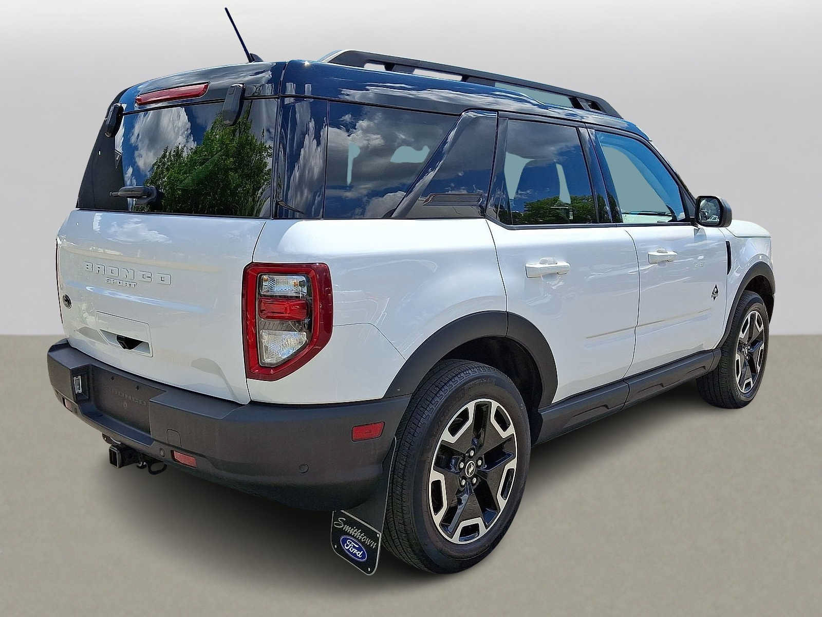 Used 2022 Ford Bronco Sport Outer Banks w/ Tech Package AWD/4WD image 31