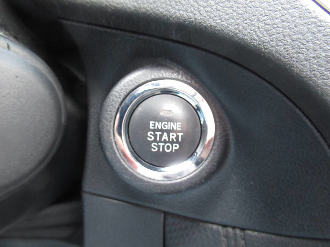 Used 2022 Subaru Forester Premium AWD/4WD image 26