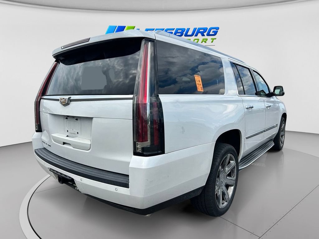 Used 2016 Cadillac Escalade ESV Luxury AWD/4WD image 4