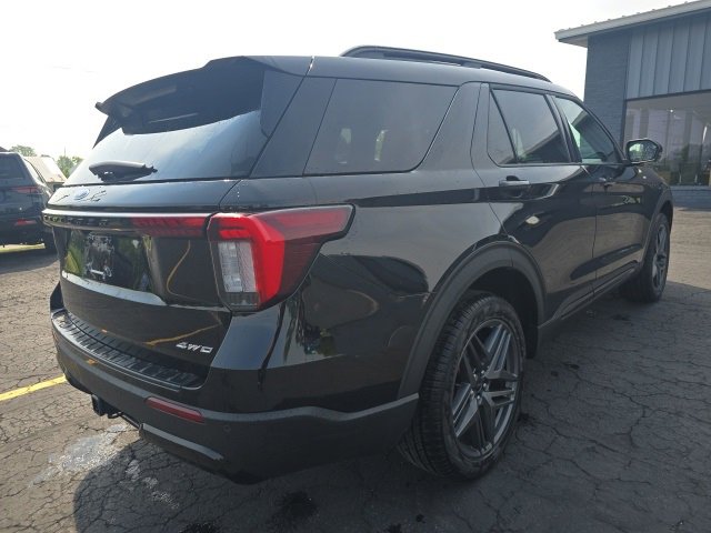 New 2025 Ford Explorer ST-Line w/ Premium Package image 7