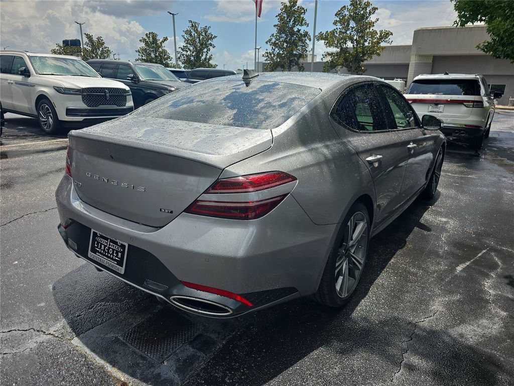 Used 2024 Genesis G70 3.3T Advanced RWD image 3