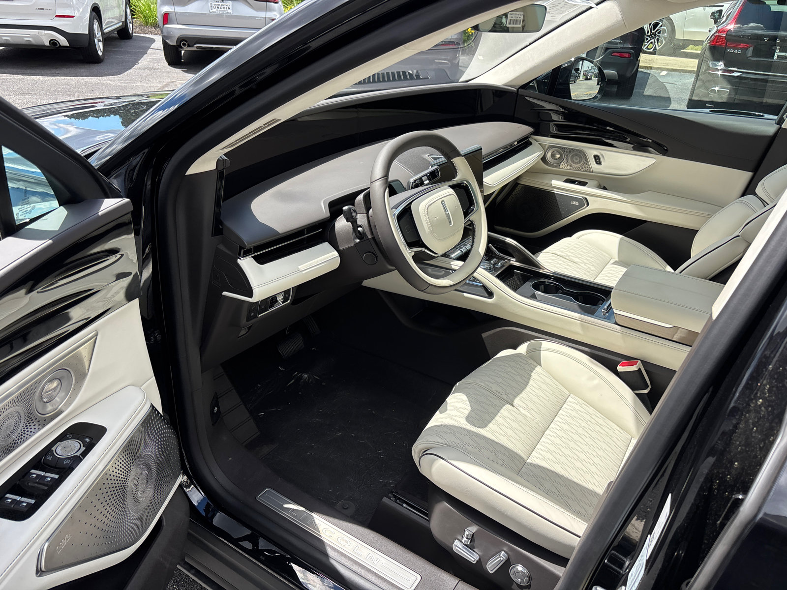 New 2026 Lincoln Nautilus Black Label AWD/4WD image 25