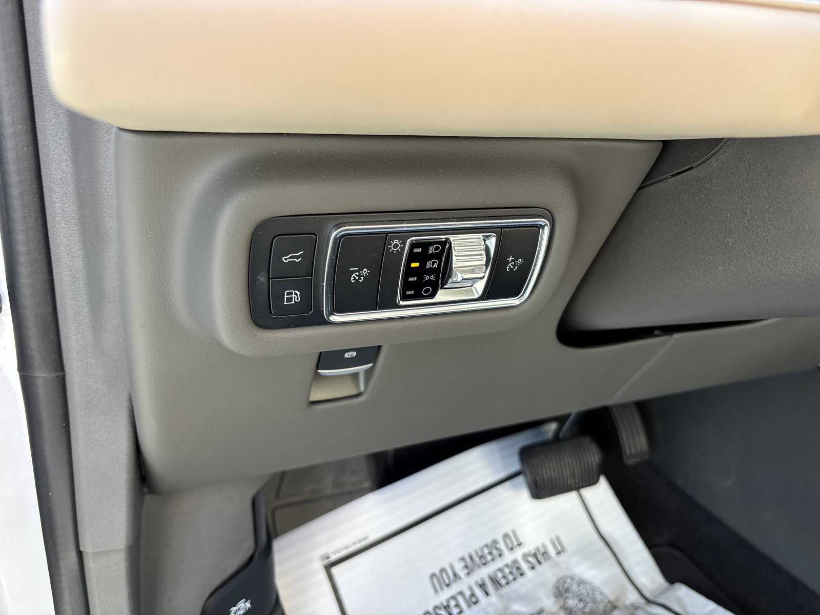 Certified 2024 Lincoln Nautilus Reserve AWD/4WD image 14
