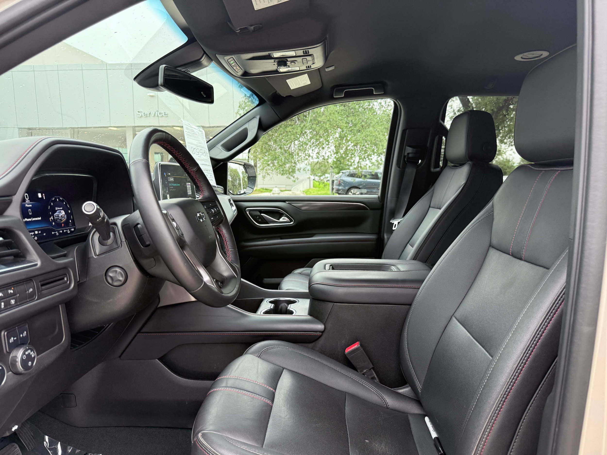 Used 2022 Chevrolet Tahoe RST w/ Luxury Package RWD image 12
