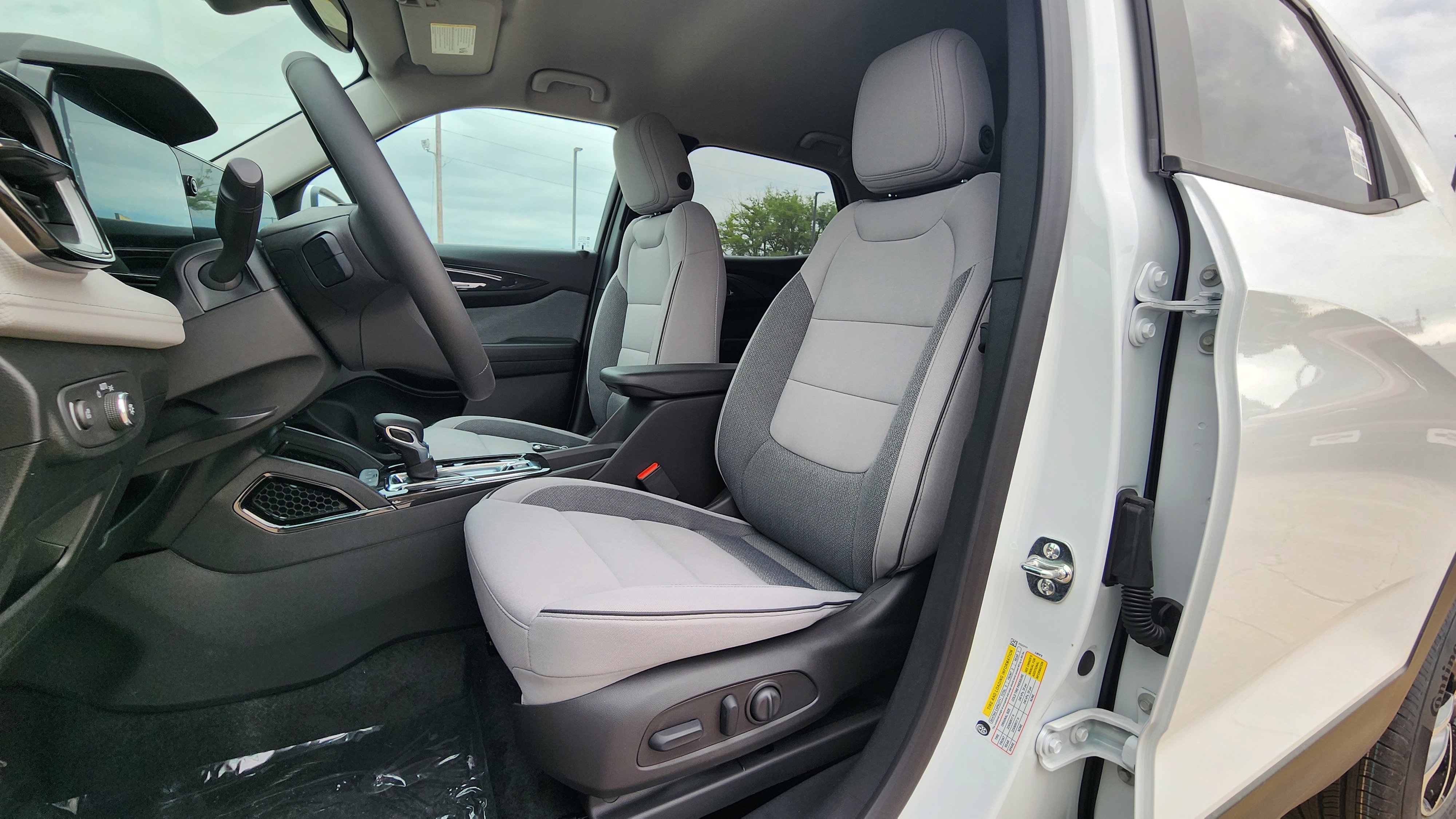 New 2026 Chevrolet TrailBlazer LT w/ Convenience Package image 13