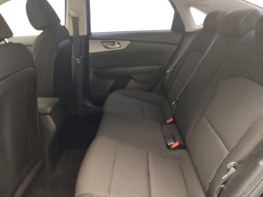 Used 2019 Kia Forte LXS FWD image 18