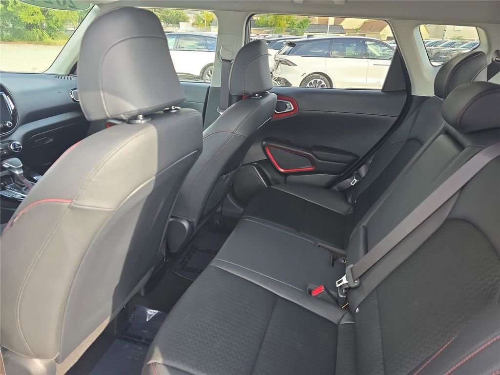 Used 2024 Kia Soul GT-Line image 14