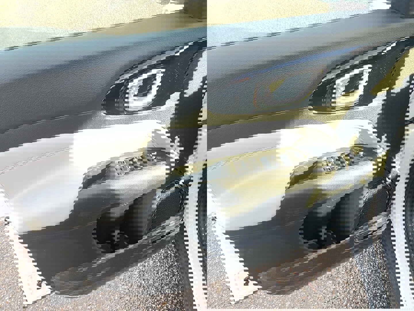 New 2026 Jeep Compass Limited w/ Sun, Sound & Navigation Group image 11