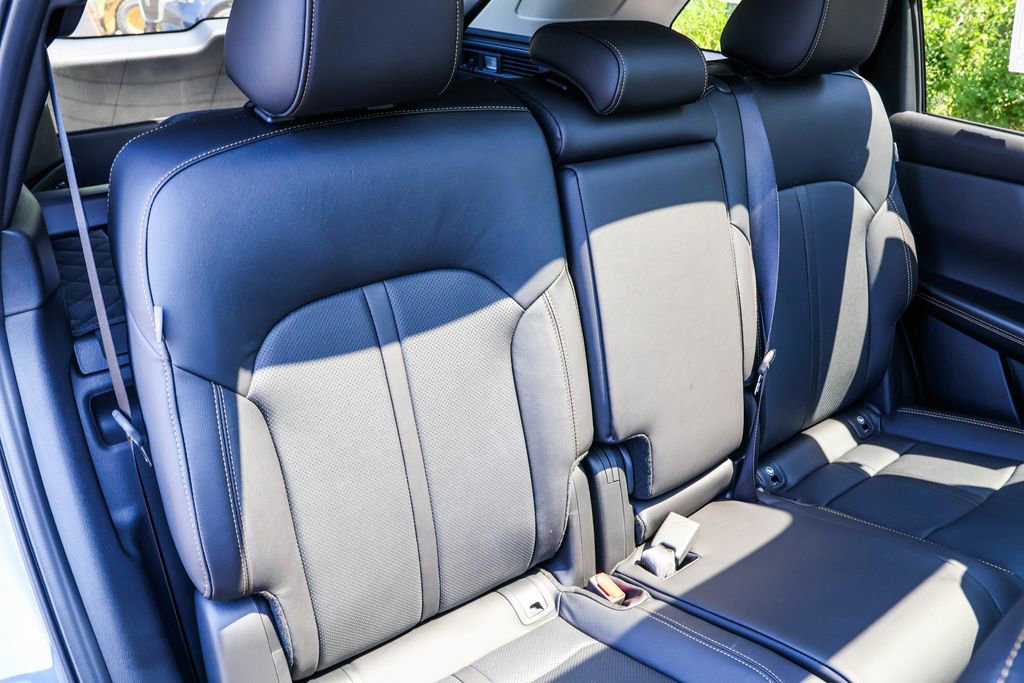 New 2025 MAZDA CX-70 Plug-In Hybrid w/ Premium Pkg image 41