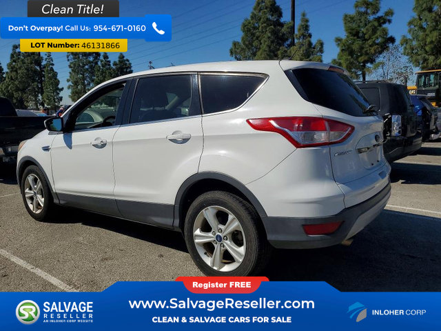 Used 2015 Ford Escape SE image 3