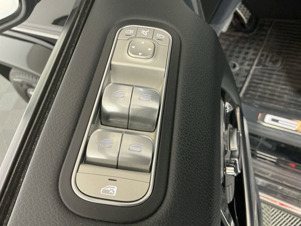 Used 2022 Mercedes-Benz G 550 image 22