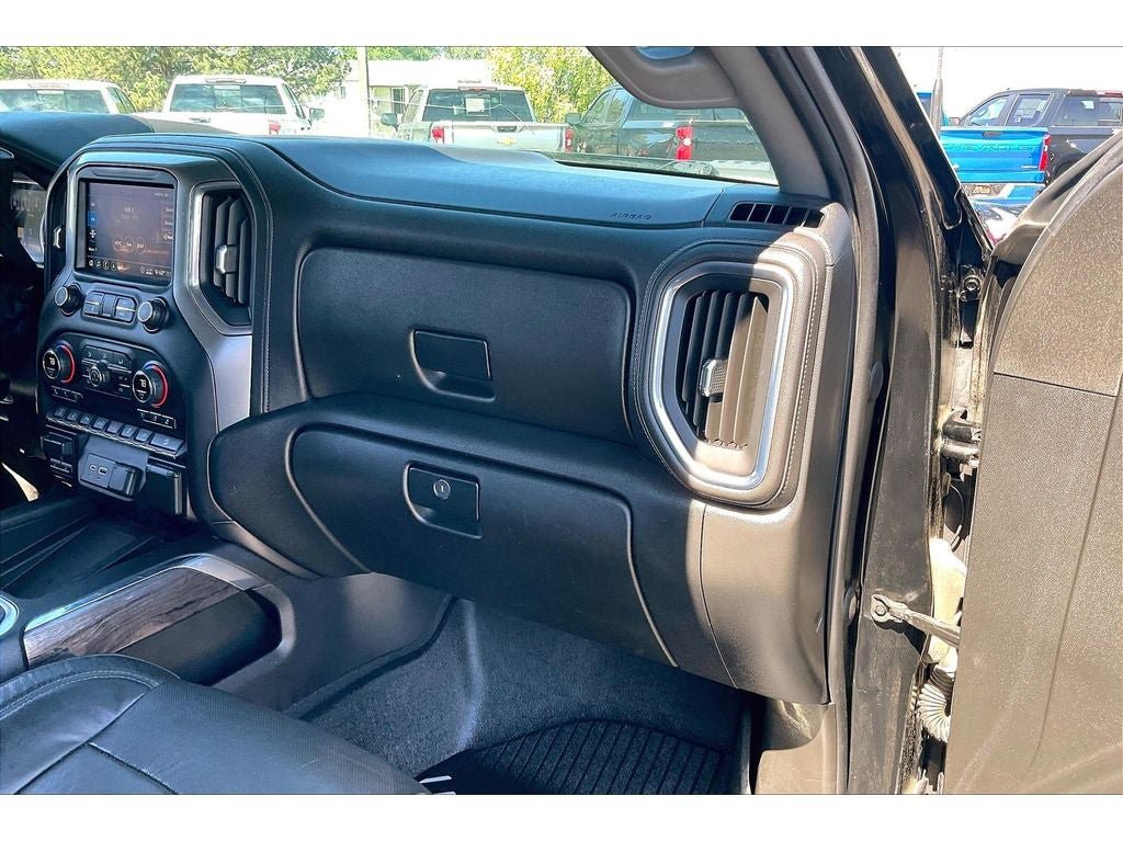 Used 2020 Chevrolet Silverado 3500 LTZ w/ LTZ Premium Package AWD/4WD image 18