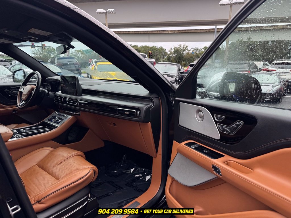 Used 2020 Lincoln Aviator Black Label w/ Dynamic Handling Package AWD/4WD image 40