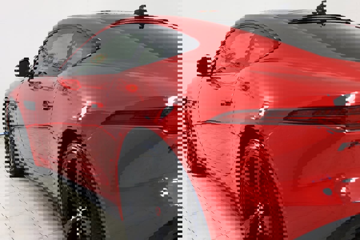 Used 2022 Jaguar F-TYPE R-Dynamic image 45