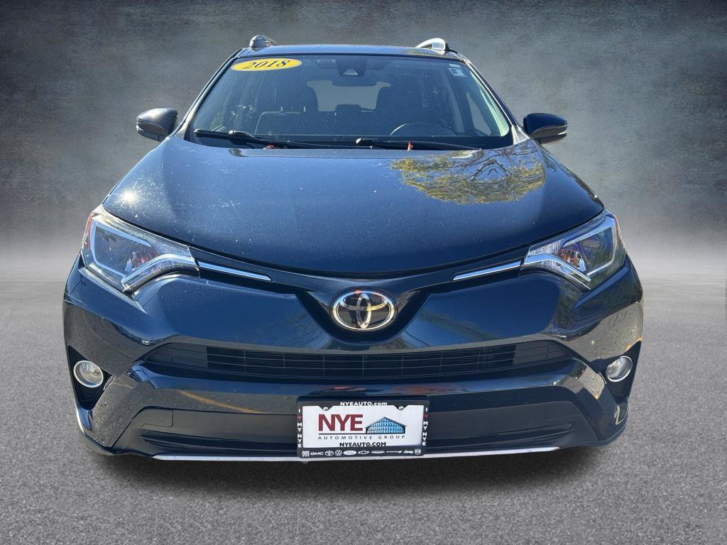 Used 2018 Toyota RAV4 XLE w/ Plus Extra Value Package AWD/4WD image 9
