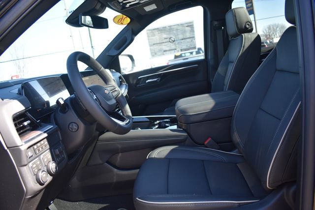 New 2026 Chevrolet Suburban Premier w/ Sun And Tow Package image 32