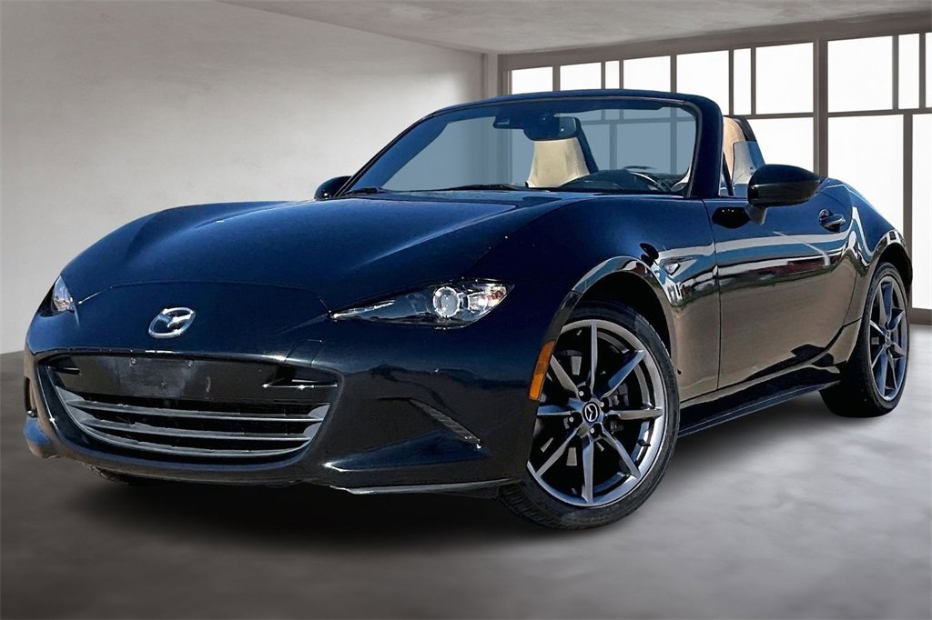 Used 2016 MAZDA MX-5 Miata Grand Touring image 1
