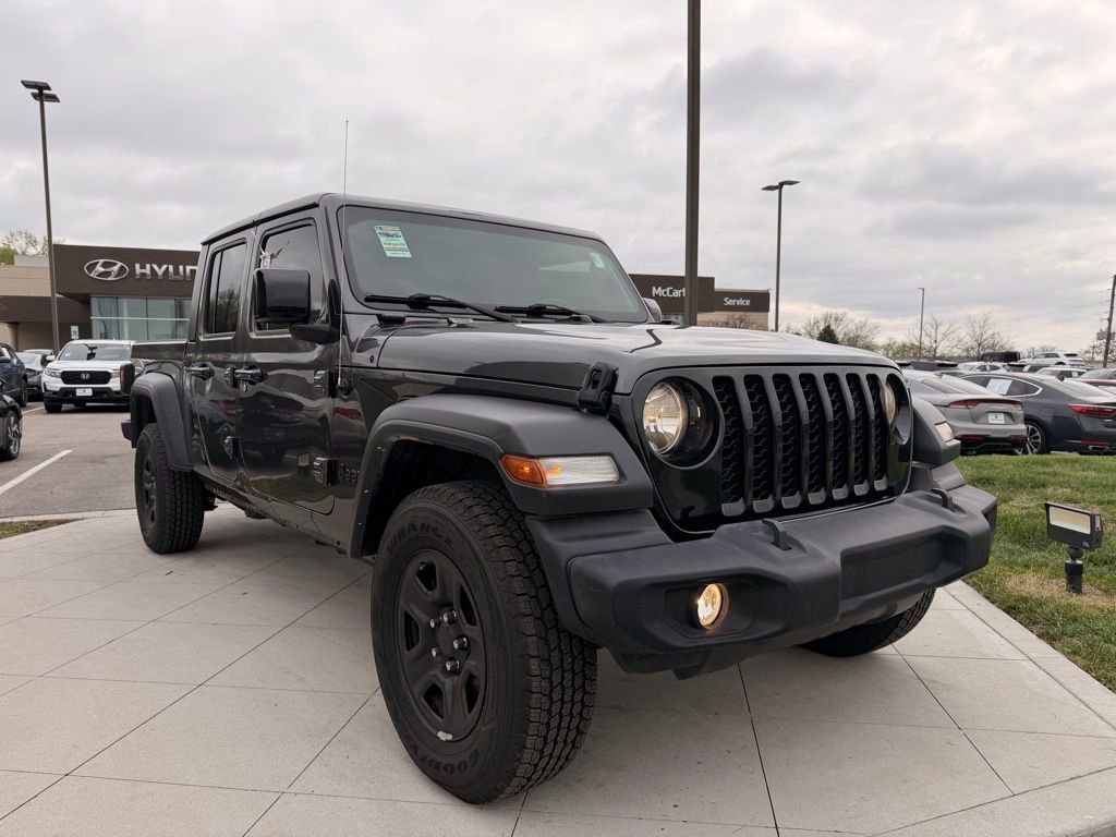 Used 2021 Jeep Gladiator Sport AWD/4WD image 7