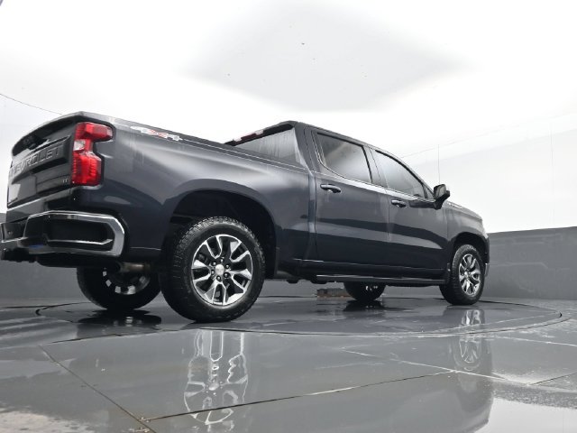 Used 2024 Chevrolet Silverado 1500 LT AWD/4WD image 24