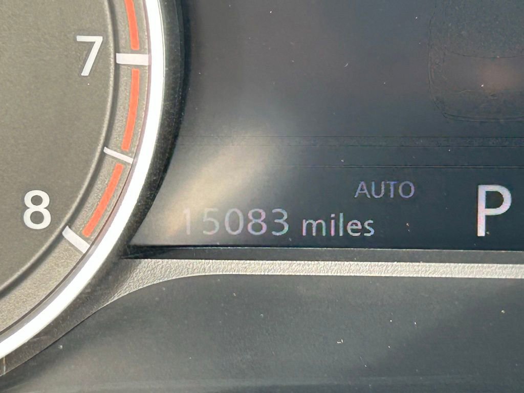 Used 2025 Nissan Rogue SV image 15