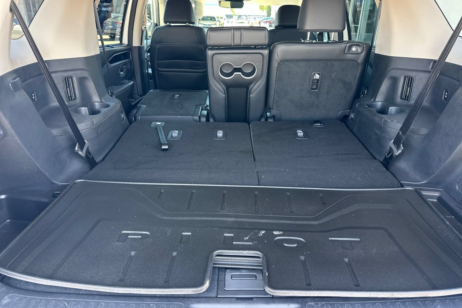Used 2025 Honda Pilot EX-L image 16