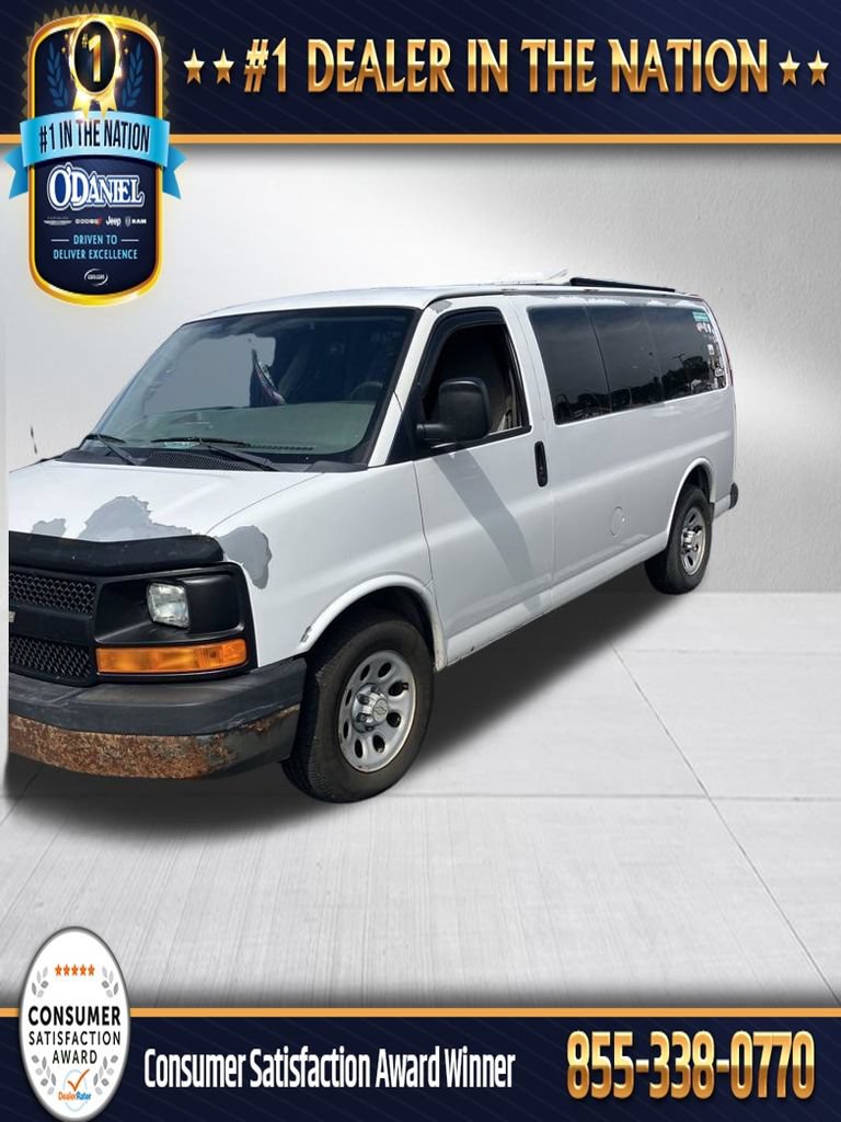 Used 2011 Chevrolet Express 1500 RWD image 1
