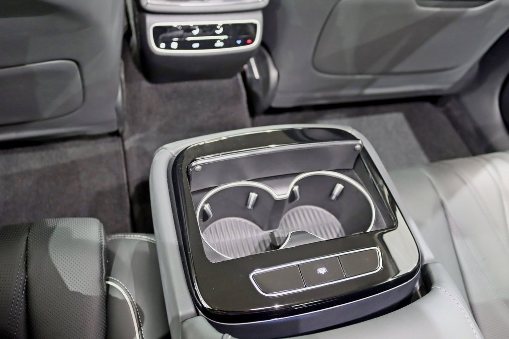 Used 2023 Genesis G80 image 28