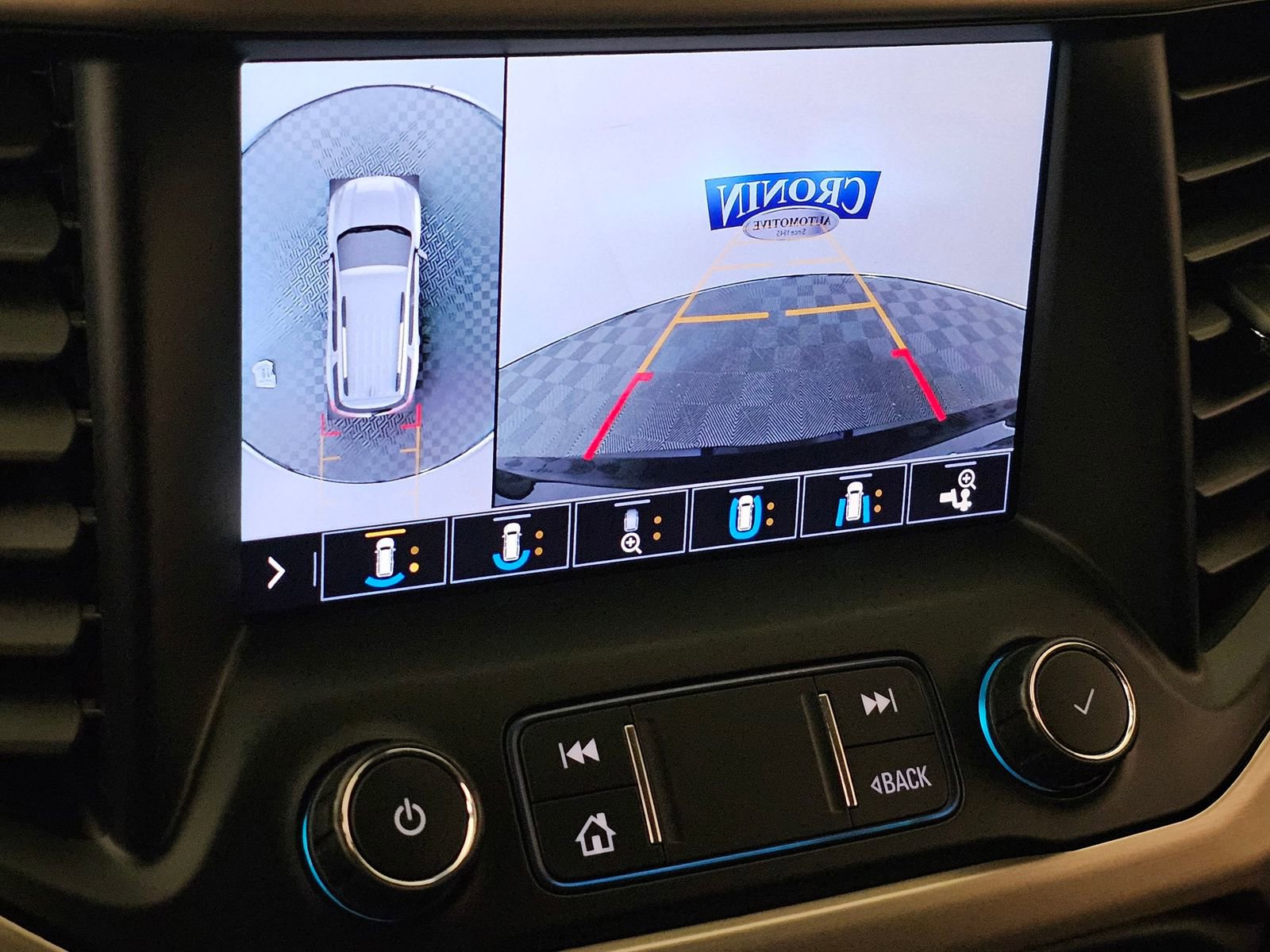 Used 2020 GMC Acadia Denali w/ Technology Package image 28