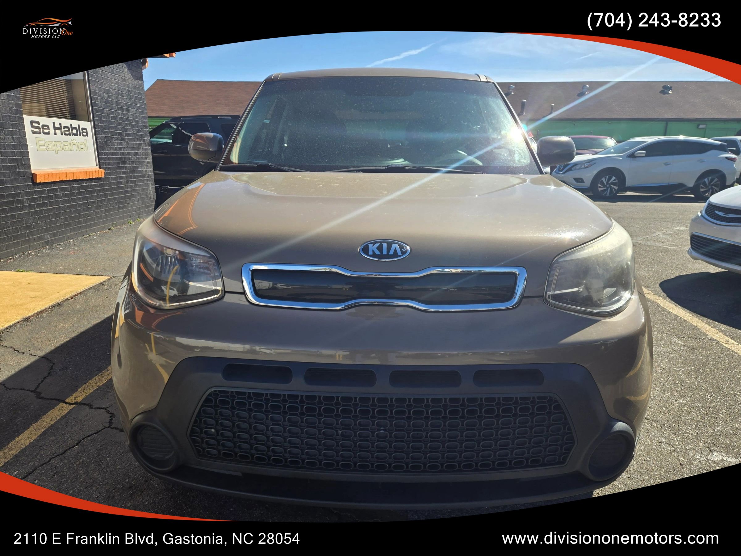 Used 2015 Kia Soul + image 2