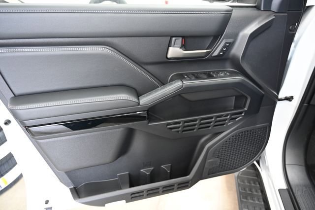 New 2026 Toyota 4Runner Limited AWD/4WD image 29