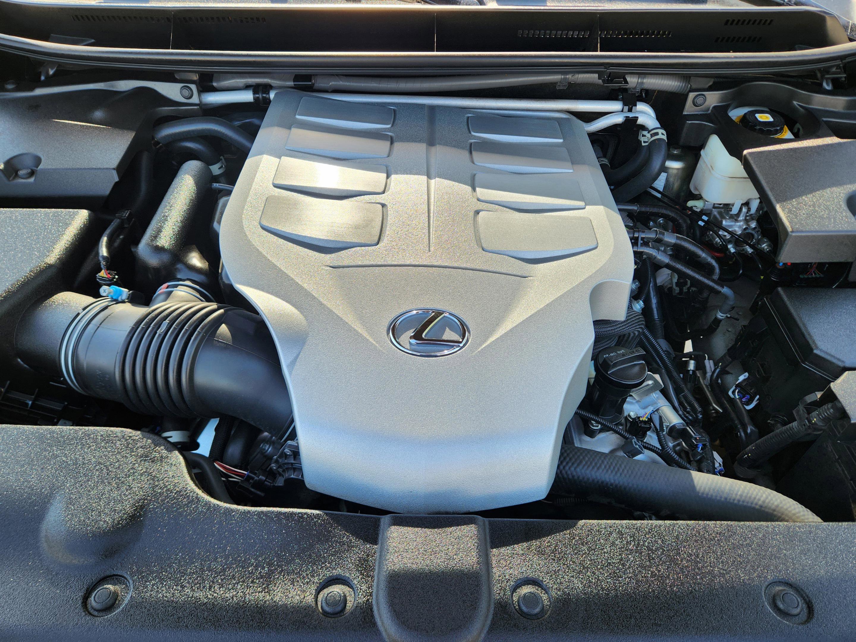 Used 2022 Lexus GX 460 Luxury w/ Off Road Package image 6