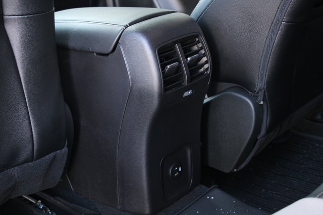 Used 2022 Ford Escape Titanium w/ Titanium Elite Package image 22