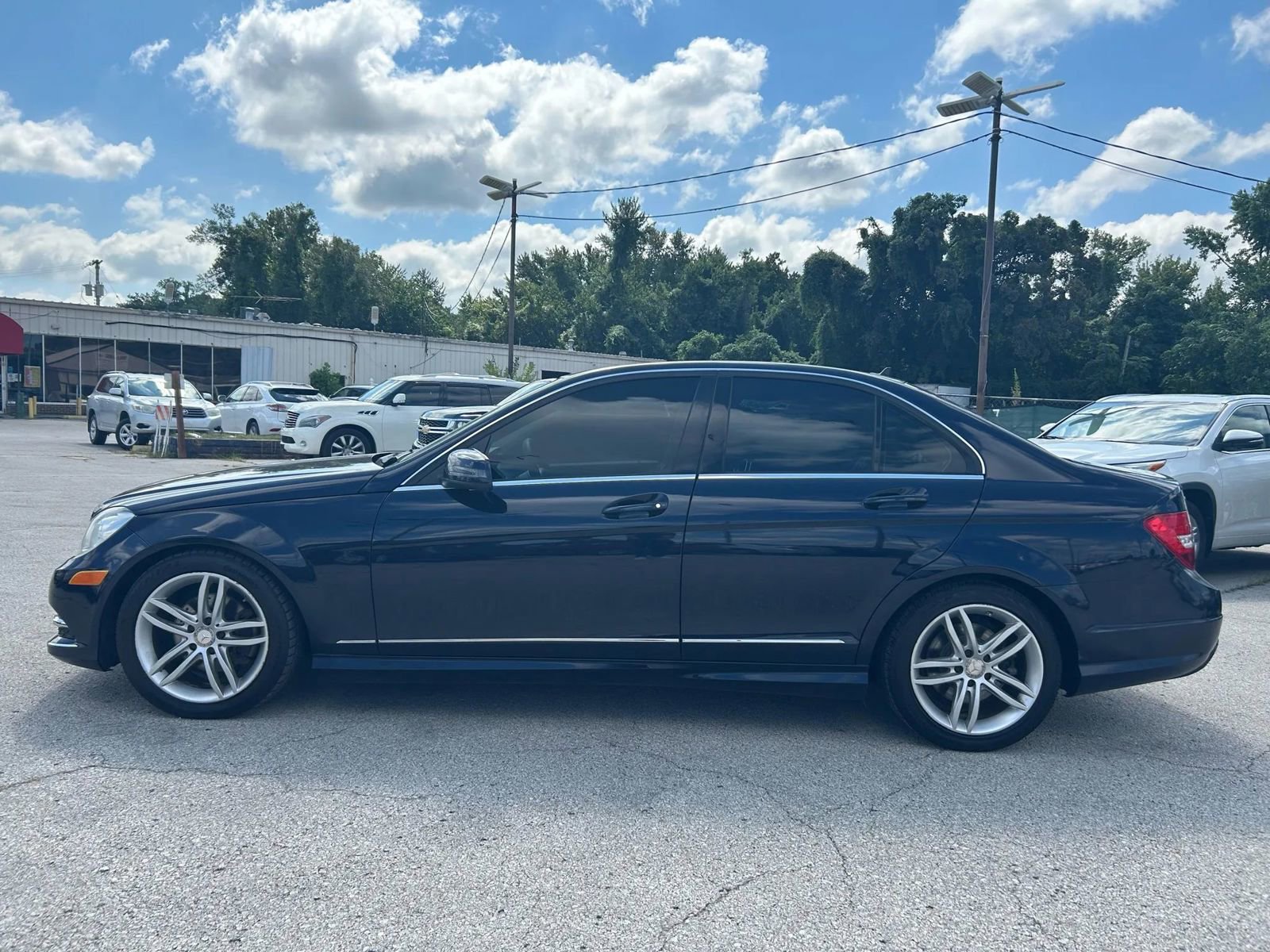 Used 2012 Mercedes-Benz C 300 4MATIC Sedan image 2
