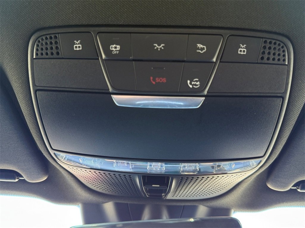 Used 2022 Mercedes-Benz GLC 300 image 18