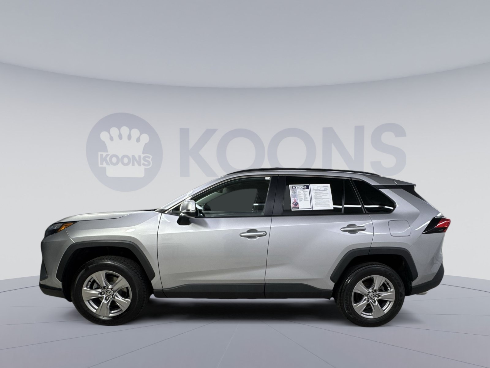 Used 2023 Toyota RAV4 XLE w/ Convenience Package AWD/4WD image 17