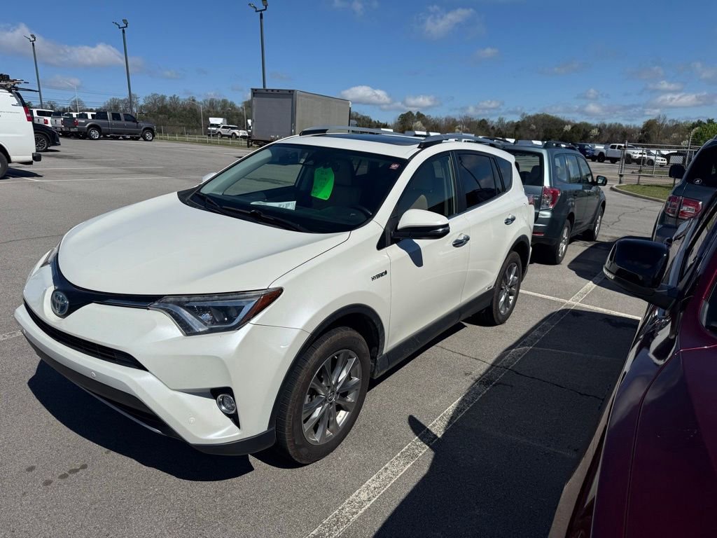 Used 2017 Toyota RAV4 Limited image 2