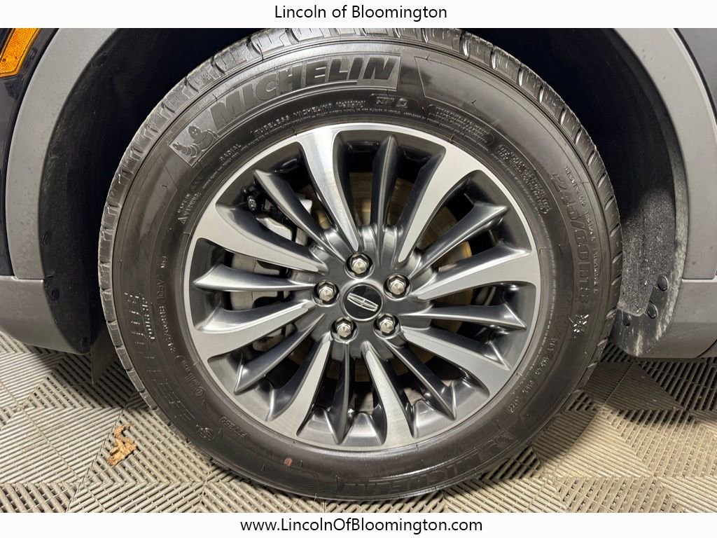 Used 2023 Lincoln Nautilus AWD w/ Premium Package image 12