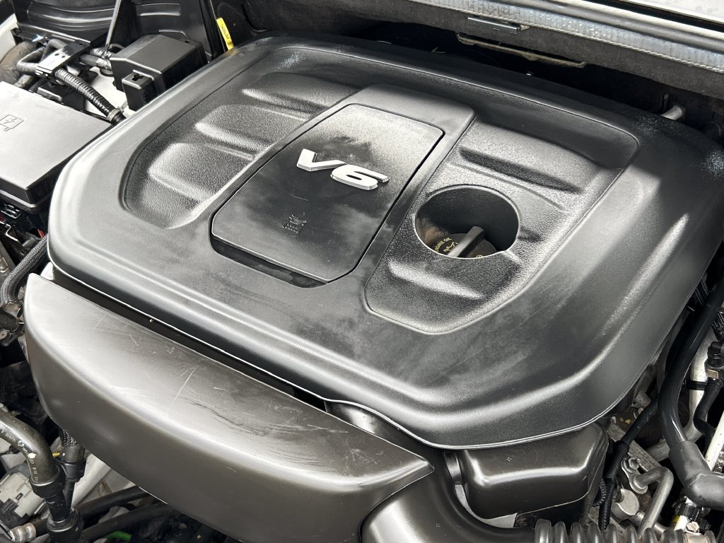 Used 2017 Jeep Grand Cherokee Limited AWD/4WD image 32