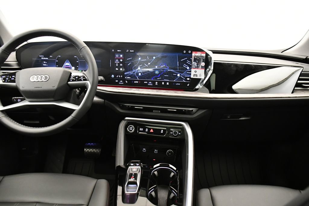 Used 2025 Audi Q5 Premium Plus w/ Premium Plus image 20