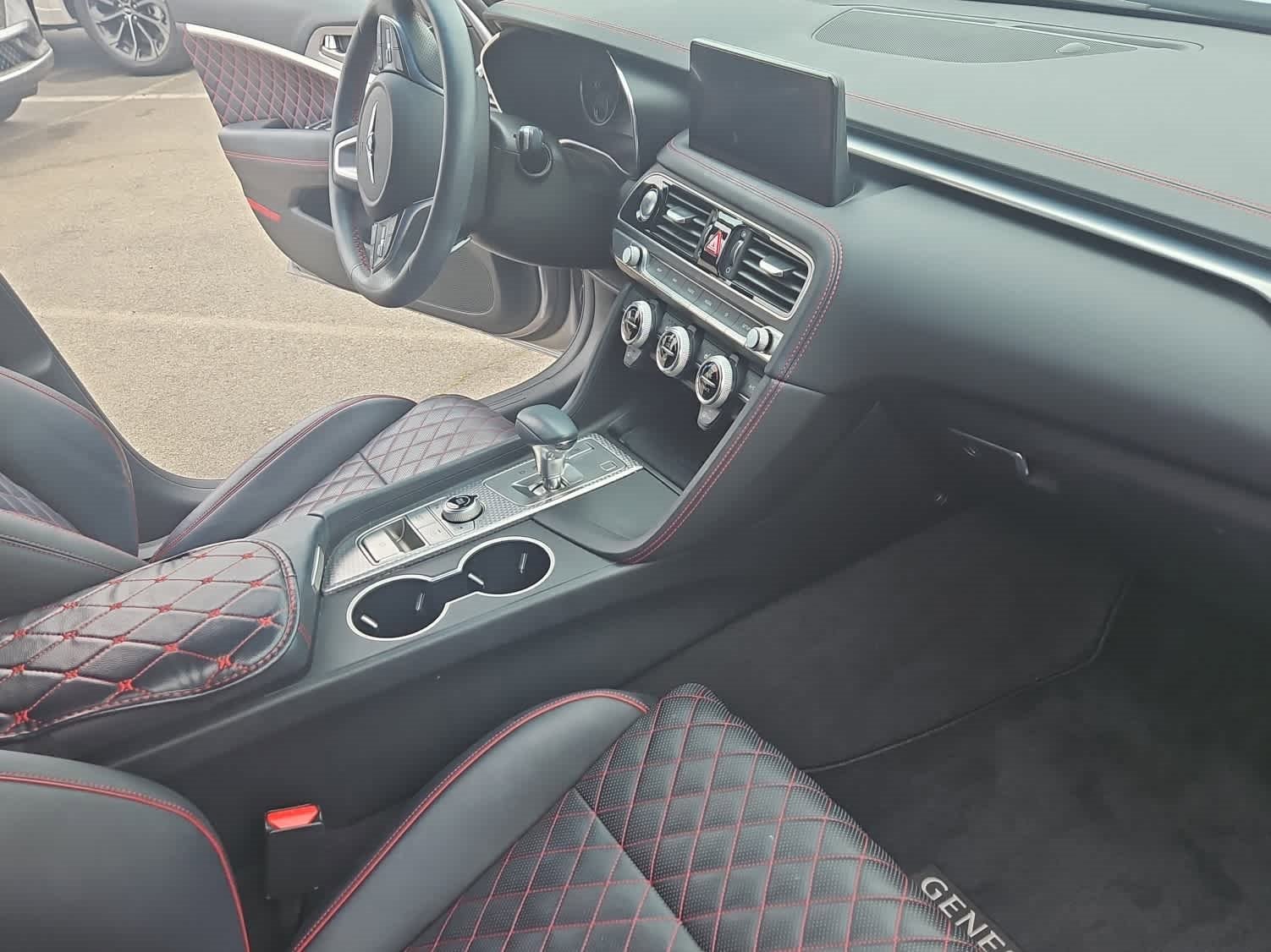 Used 2023 Genesis G70 3.3T w/ Sport Prestige Package image 13